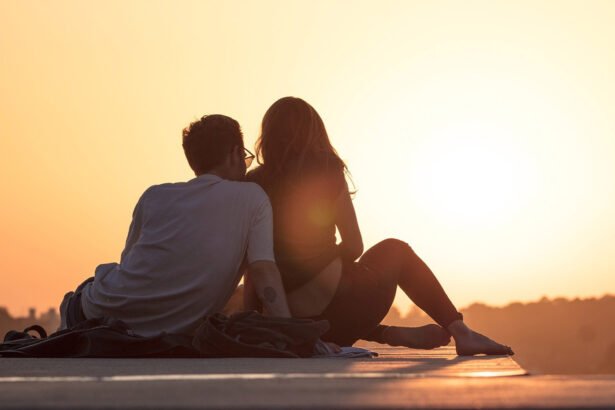 First Date with Aquarius Woman - AstroLovely